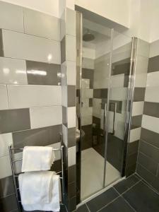Hotels Hotel Courbet : photos des chambres