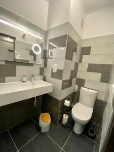 Hotels Hotel Courbet : photos des chambres
