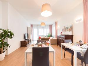 Double Room with Private Bathroom room in B&B Villa Due Giardini