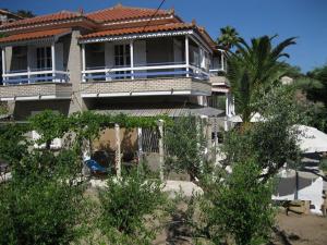 Alex - Nancy Apartments - Zaga Beach Messinia Greece