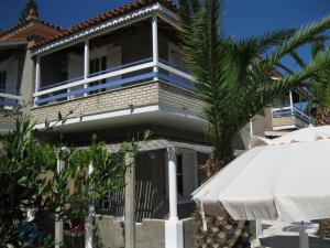 Alex - Nancy Apartments - Zaga Beach Messinia Greece