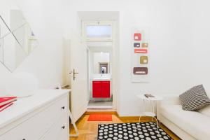 World Wide Bed Piazza del Popolo