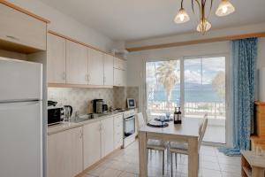 Sugar Blue - Apartment on the beach Achaia Greece