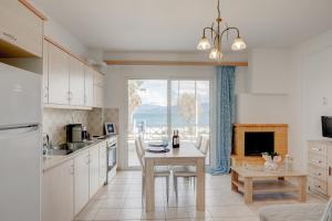 Sugar Blue - Apartment on the beach Achaia Greece