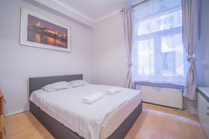 Apartament Izaaka