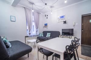 Apartament Izaaka