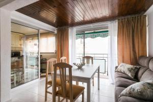 Atiko in the city center on 2 lines of the sea!