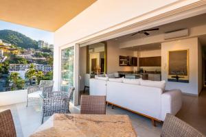 Zenith 601, Zona Romantica, 2 Balconies with Incredible Views, Rooftop Pool