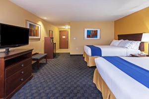 Queen Room with Two Queen Beds room in Holiday Inn Express Hotel & Suites Corpus Christi Northwest an IHG Hotel