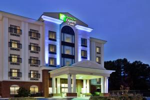 Holiday Inn Express & Suites Wilson-Downtown, an IHG Hotel