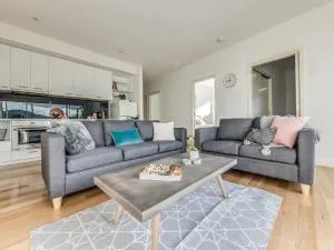 Marina View Apartment - 蒙塔古湾