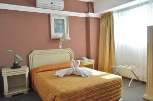 Hotel María Teresa - Ирапуато