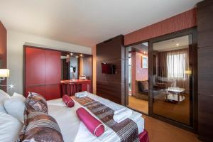 Deluxe Apartment room in Spa Hotel Ezeretz Blagoevgrad