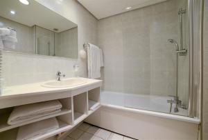 Hotels Best Western Domaine de Charmeil : photos des chambres