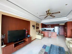 Oceanfront by View Talay 6