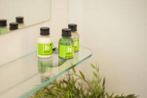 AQUA RESORT GIULIANOVA - Houseboat Experience