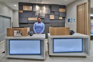 Holiday Inn Express & Suites - Houston East - Beltway 8 by IHG