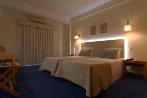 Triple Room room in Hotel Cabecinho
