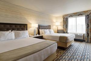 Standard Queen Room with Two Queen Beds room in Holiday Inn Express Hotel & Suites Warwick-Providence Airport an IHG Hotel