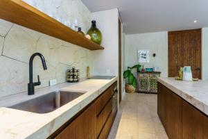 Luxury & Nature Meet Plus a Private Pool & Roof Pool