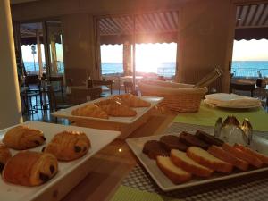 Hotels Hotel Le Dauphin : photos des chambres