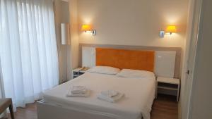 Hotels Hotel Le Dauphin : photos des chambres