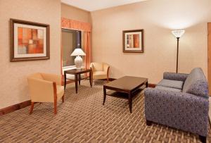 Holiday Inn Express Kansas City Liberty Missouri by IHG