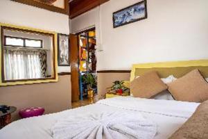 Shangrila Boutique Hotel