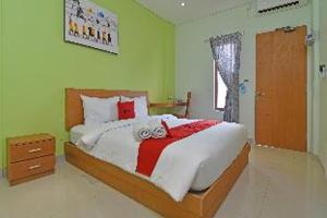 RedDoorz Plus @ Mahendradatta Denpasar