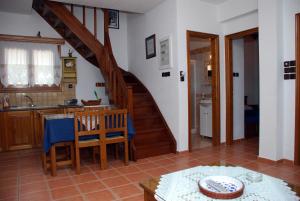 Vila Elena 1astoning view