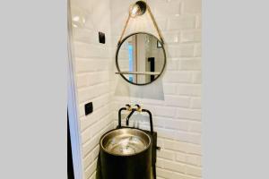 Studio centre de Hyeres pour 4 personnes piscine et tennis