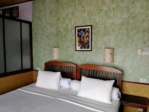 Sala Done Khone Hotel