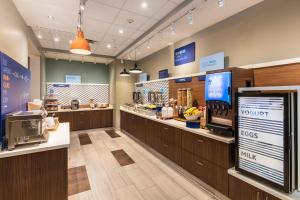 Holiday Inn Express & Suites - Moreno Valley - Riverside by IHG