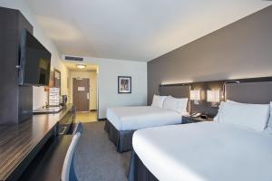 Standard Room with Two Queen Beds room in Holiday Inn Express & Suites Kailua-Kona an IHG Hotel