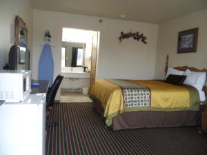 Queen Room - Non-Smoking room in Der Ruhe Blatz Motel
