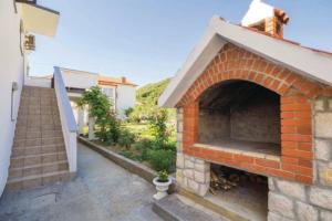 Apartments 501 - spacious and bright apartment on island of Rab