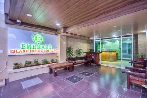 Emerald Island Hotel - 长滩岛