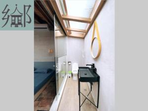 Phòng Giường Đôi Hạng Bình Dân (Budget Double Room)