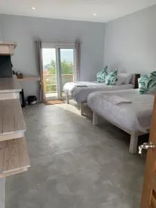 Crown Malapascua - Daanbantayan