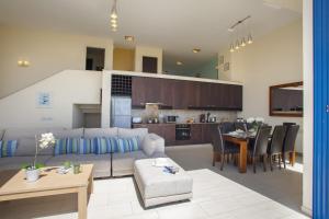 Protaras Seafront Villa Infinte Aretousa