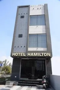 Hotel Hamilton - 齐拉克普尔
