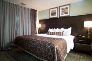 King Studio room in Staybridge Suites Houston NW/Willowbrook an IHG Hotel