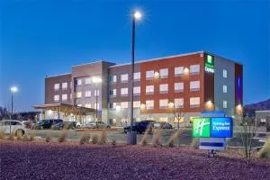 Holiday Inn Express & Suites El Paso - Sunland Park Area by IHG