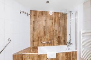 SOWELL HOTELS Le Parc & Spa : photos des chambres