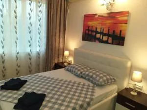 Studio Saturn - 萨图恩