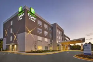 Holiday Inn Express and Suites South Hill by IHG - Clarksville