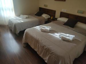 Standard Family Room room in Hostal Restaurante Iruñako by Bossh Hotels