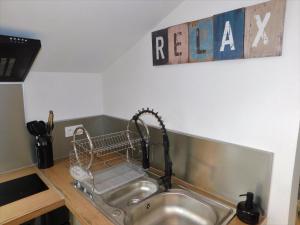 Appartement climatisé 4 couchages à 600m du centre Thermal