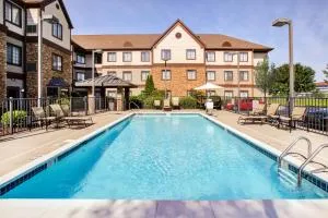 Staybridge Suites Louisville - East by IHG - Jeffersontown