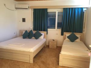 Comfort Triple Room room in Apartments Andi